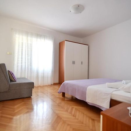 Apartmani Badurina - Crnika 룬 외부 사진
