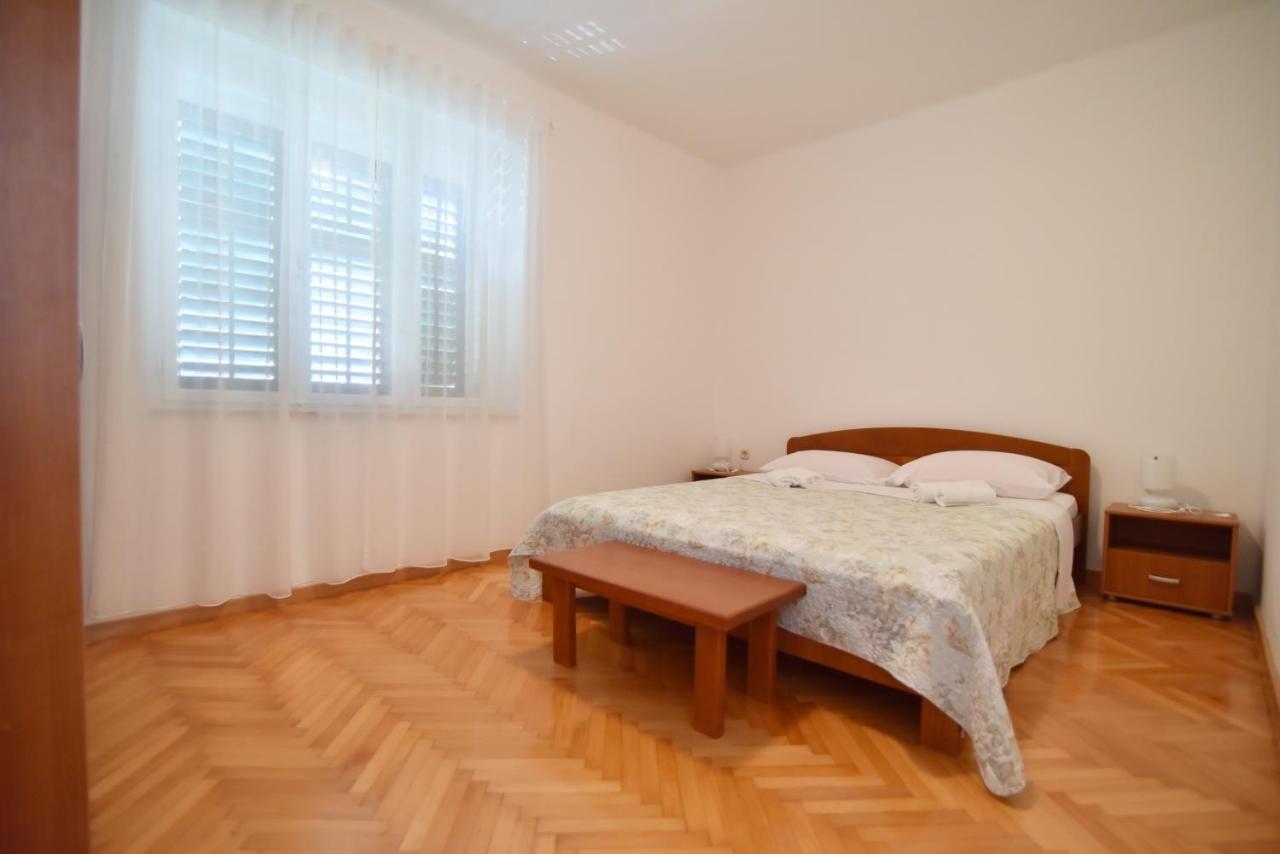 Apartmani Badurina - Crnika 룬 외부 사진